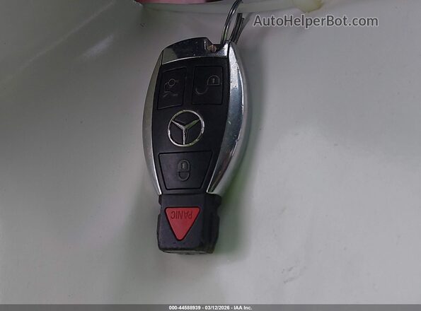 55SWF4KB4GU175974 2016 MERCEDES-BENZ C-CLASS Silver Widok deski rozdzielczej