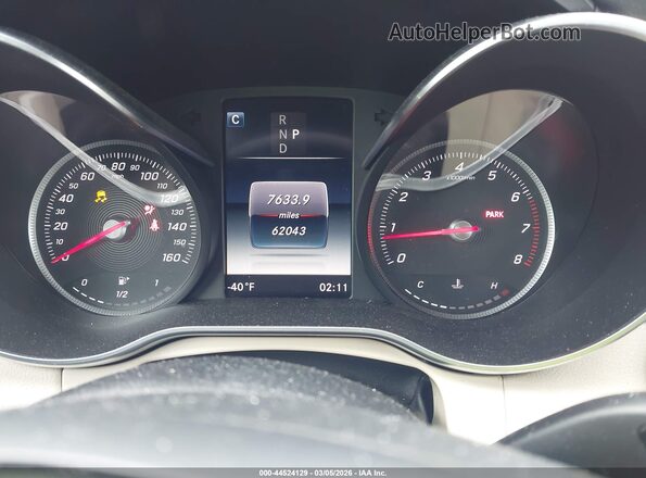 55SWF4KB7JU271606 2018 MERCEDES-BENZ C-CLASS Black Vista de los asientos traseros