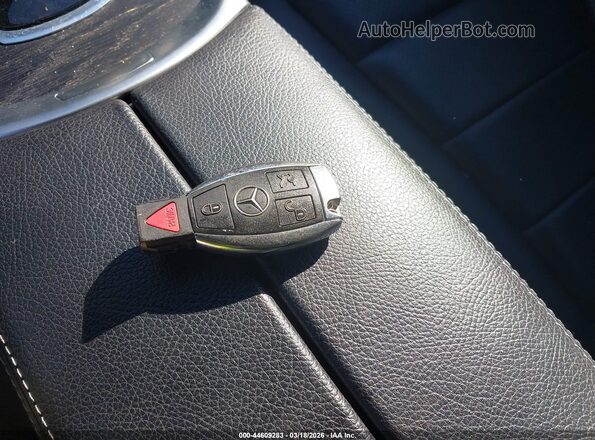 55SWF4KB7JU273016 2018 MERCEDES-BENZ C-CLASS Black Widok deski rozdzielczej