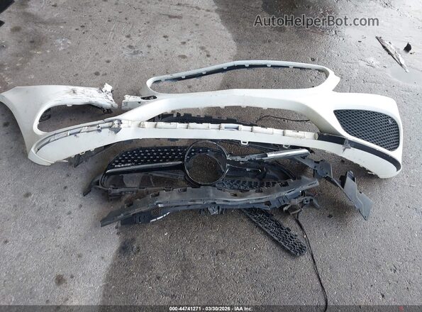 55SWF6EB8GU108978 2016 MERCEDES-BENZ C-CLASS White ხელსაწყოთა პანელის ხედი
