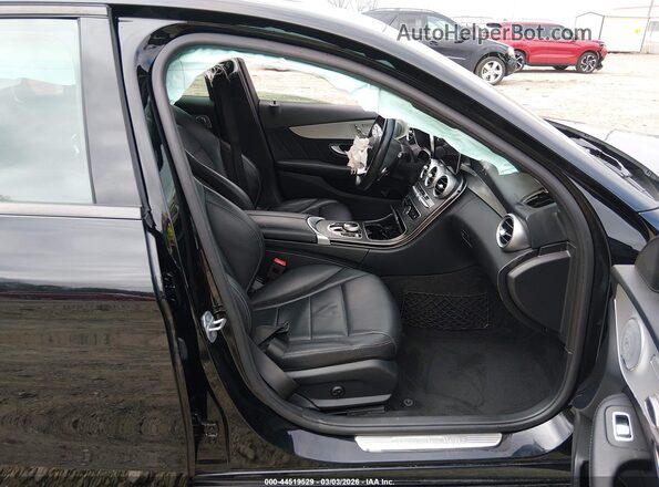 55SWF8DB3KU308737 2019 MERCEDES-BENZ C-CLASS Black 
