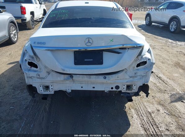 55SWF8DB4KU295030 2019 MERCEDES-BENZ C-CLASS White Вид спереду