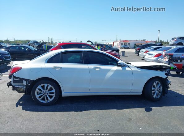 55SWF8DB6KU294784 2019 MERCEDES-BENZ C-CLASS White Սալոնի հետևի տեսք
