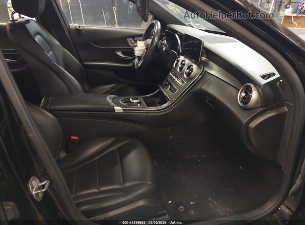55SWF8EB5LU327063 2020 MERCEDES-BENZ C-CLASS Черный Вид салона спереди