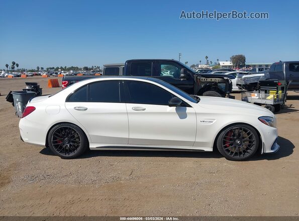 55SWF8HB8HU216607 2017 MERCEDES-BENZ AMG C 63 White Widok wnętrza z tyłu