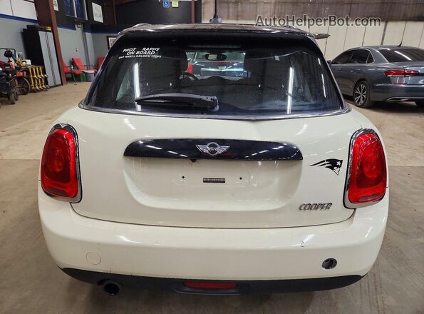 WMWXU1C55G2D10062 2016 MINI COOPER White Вид салону спереду