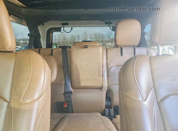 1C4JJXP68PW627427 2023 JEEP WRANGLER Green Widok wnętrza z tyłu