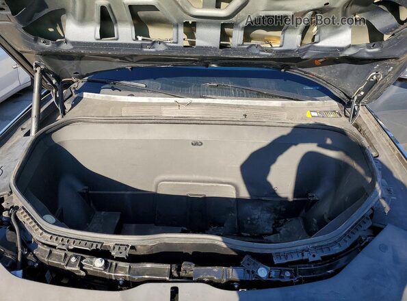 7FCTGAAA4PN001004 2023 RIVIAN R1T Gray Vista del compartimento del motor