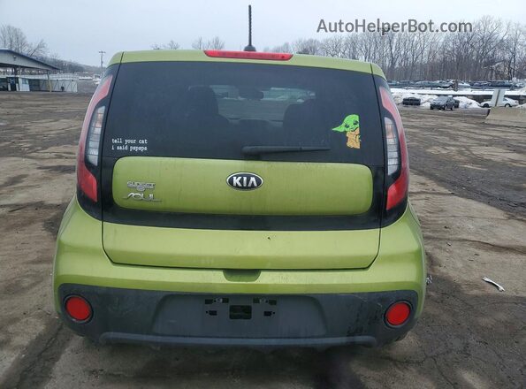 KNDJN2A26J7903358 2018 KIA SOUL Green 
