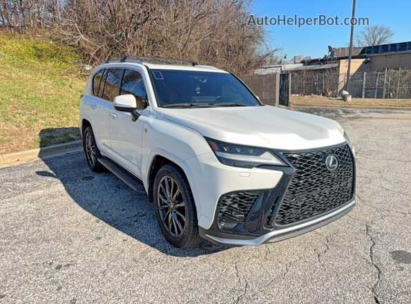 JTJMB7CX2N4012550 2022 LEXUS LX Белый Задняя левая четверть