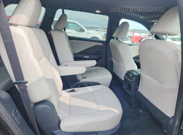 5TDAAAA67RS012537 2024 LEXUS TX Black Vista del compartimento del motor