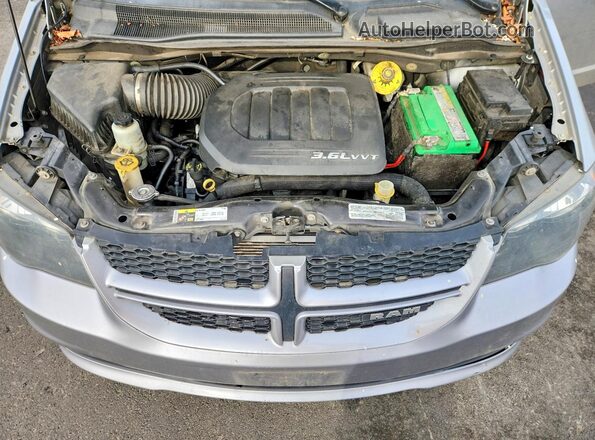 2C4RDGEG3JR140769 2018 DODGE GRAND Silver 