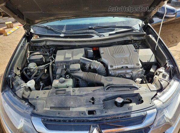 JA4J24A55JZ045135 2018 MITSUBISHI OUTLANDER Black 
