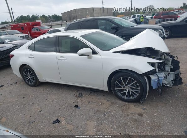 58ABK1GG8GU019673 2016 LEXUS ES 350 White 