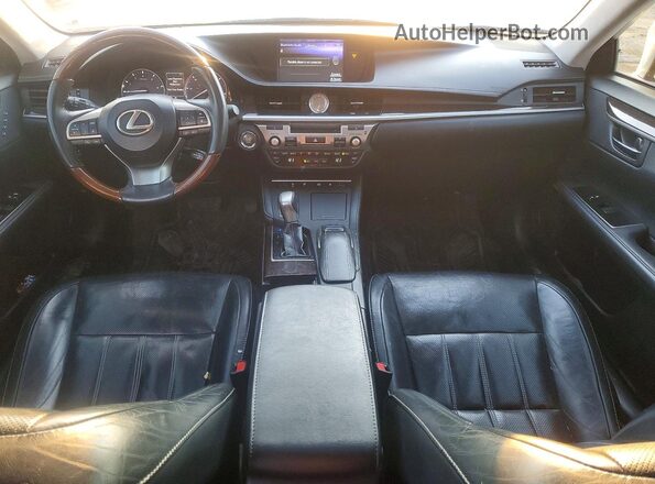58ABK1GG9JU084202 2018 LEXUS ES Белый Вид панели приборов