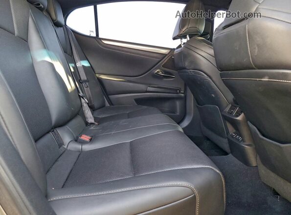 58ABZ1B14KU033576 2019 LEXUS ES Серебряный 