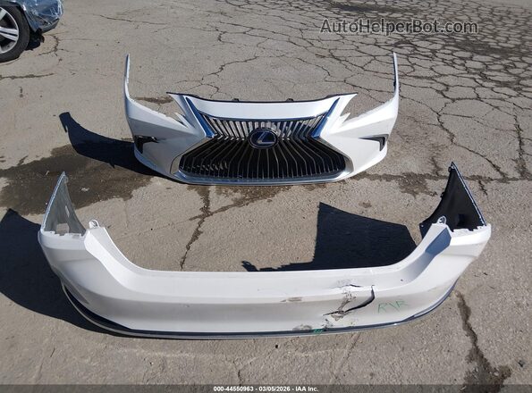 58AD21B12LU006830 2020 LEXUS ES 300H White ხელსაწყოთა პანელის ხედი