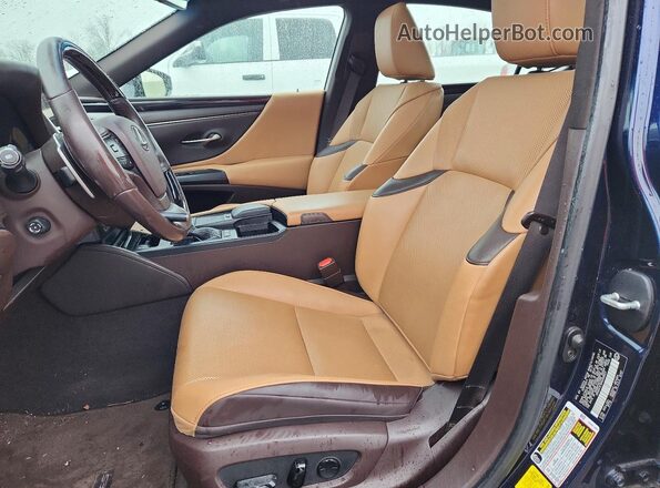 58ADA1C10MU008823 2021 LEXUS ES Blue Widok wnętrza z przodu