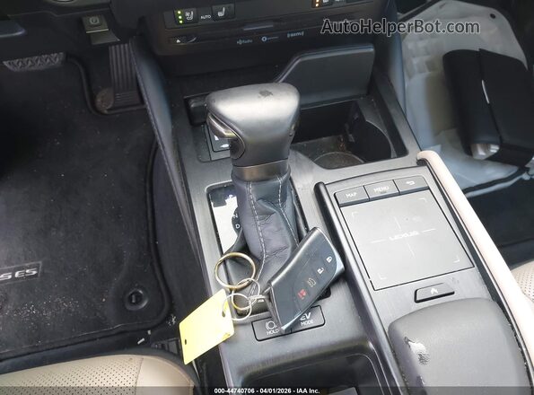 58ADA1C11MU001086 2021 LEXUS ES 300H Gold Вид панелі приладів