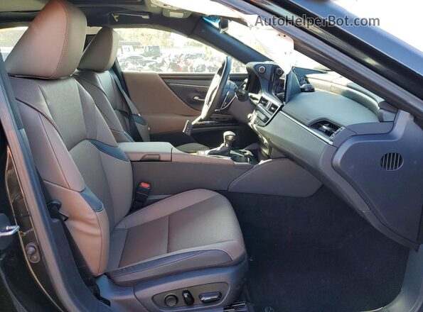 58ADA1C11SU063844 2025 LEXUS ES Black Widok wnętrza z przodu