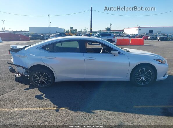 58ADA1C12RU043919 2024 LEXUS ES 300H White უკანა სალონის ხედი