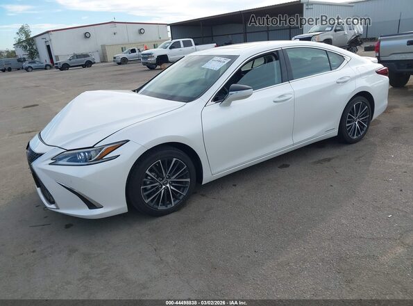 58ADA1C17NU014264 2022 LEXUS ES 300H White Front left