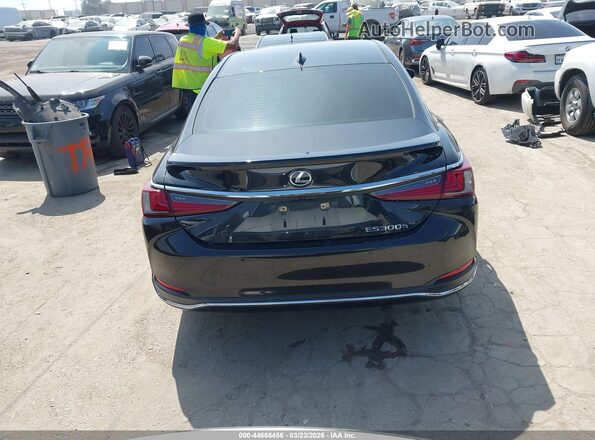 58ADA1C17RU040272 2024 LEXUS ES 300H Black 