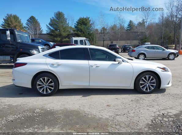 58ADZ1B14LU053885 2020 LEXUS ES 350 White Вид задньої частини салону
