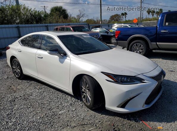 58ADZ1B17MU103955 2021 LEXUS ES White Delantero derecho