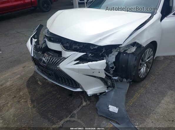58AEA1C18MU004720 2021 LEXUS ES 300H White Вид спереду