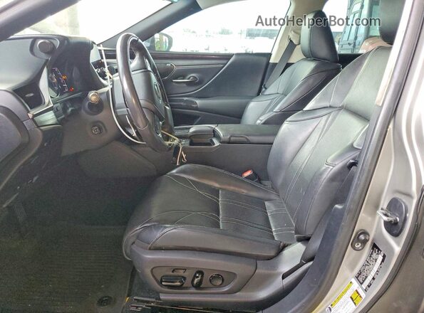 58AEA1C18MU009318 2021 LEXUS ES Gray Widok wnętrza z przodu
