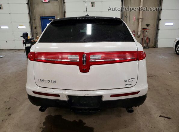 2LMHJ5AT9GBL02501 2016 LINCOLN MKT White 
