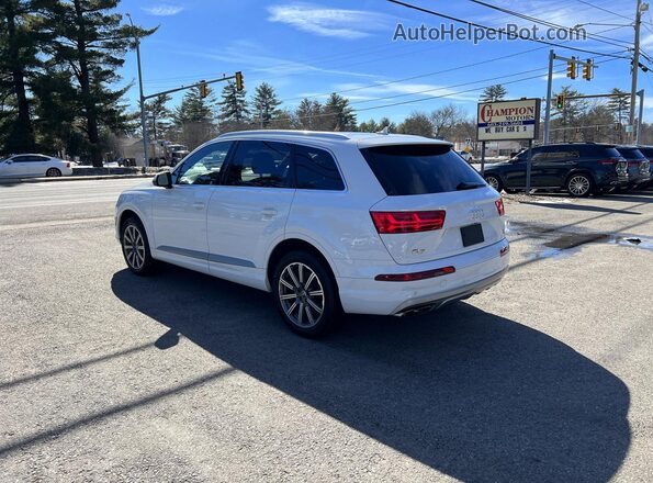 WA1LAAF70HD050870 2017 AUDI Q7 White Przód prawy