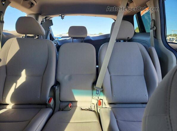 KNDMB5C1XK6549766 2019 KIA SEDONA White 