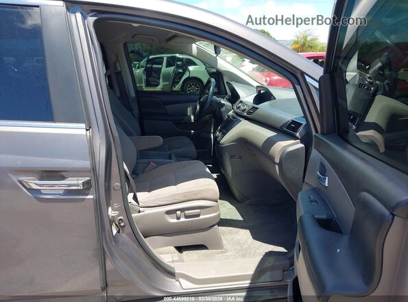 5FNRL5H35HB001782 2017 HONDA ODYSSEY Gray Front interior view