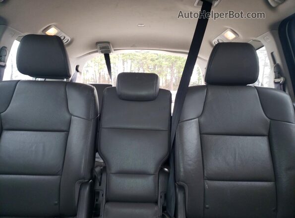 5FNRL5H67HB013393 2017 HONDA ODYSSEY White Widok tylnych siedzeń