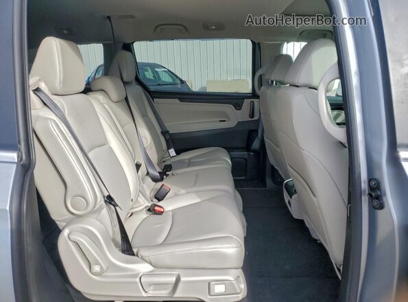 5FNRL6H65TB020566 2026 HONDA ODYSSEY Silver Вид задньої частини салону