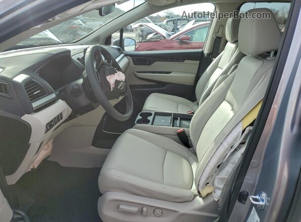 5FNRL6H65TB020566 2026 HONDA ODYSSEY Silver Вид салону спереду