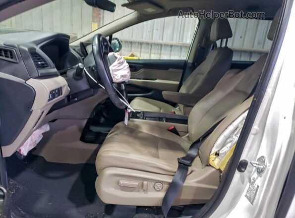 5FNRL6H72NB012579 2022 HONDA ODYSSEY White Вид салону спереду
