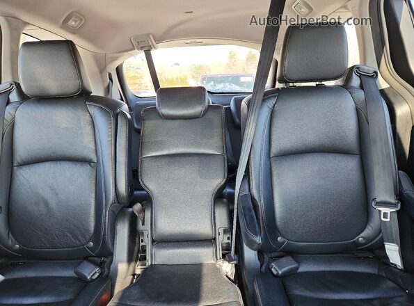 5FNRL6H73MB032712 2021 HONDA ODYSSEY White Widok tylnych siedzeń