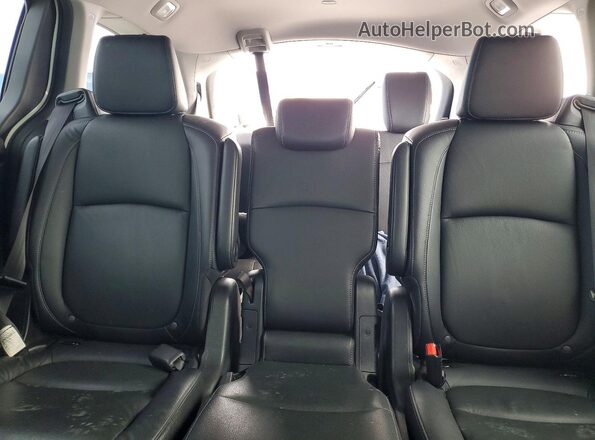 5FNRL6H77MB020692 2021 HONDA ODYSSEY White Rear seats view