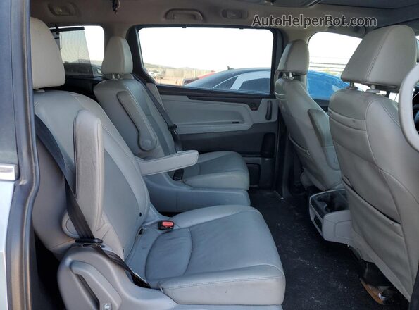 5FNRL6H86JB006562 2018 HONDA ODYSSEY Silver უკანა სალონის ხედი