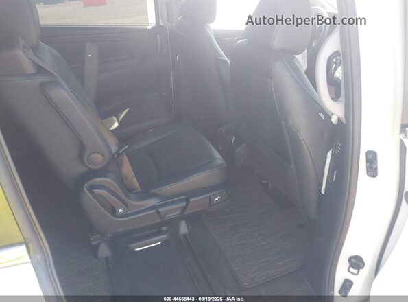 5FNRL6H8XPB022207 2023 HONDA ODYSSEY White 