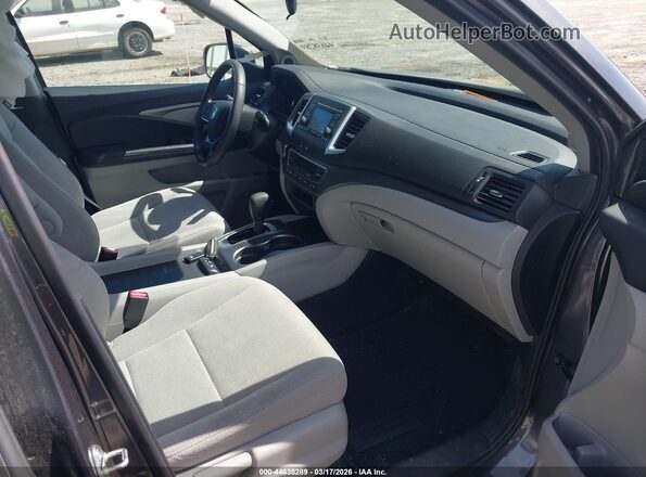 5FNYF5H15KB032152 2019 HONDA PILOT Gray Front interior view