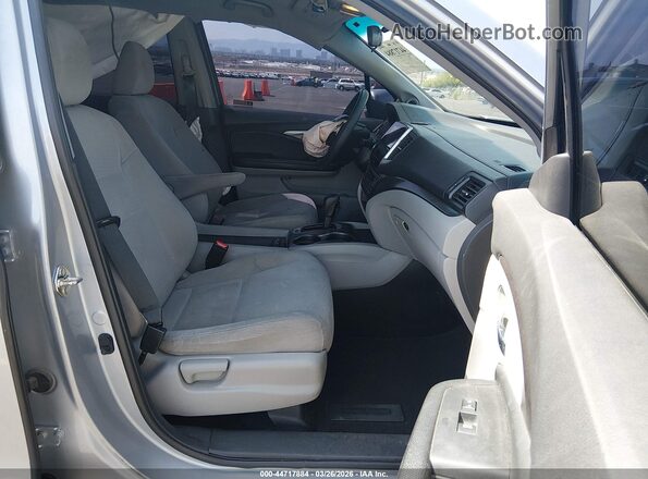 5FNYF5H38JB009240 2018 HONDA PILOT Silver Vista interior delantera