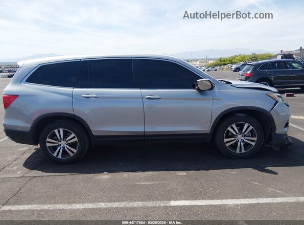 5FNYF5H38JB009240 2018 HONDA PILOT Silver Vista del cuadro de instrumentos