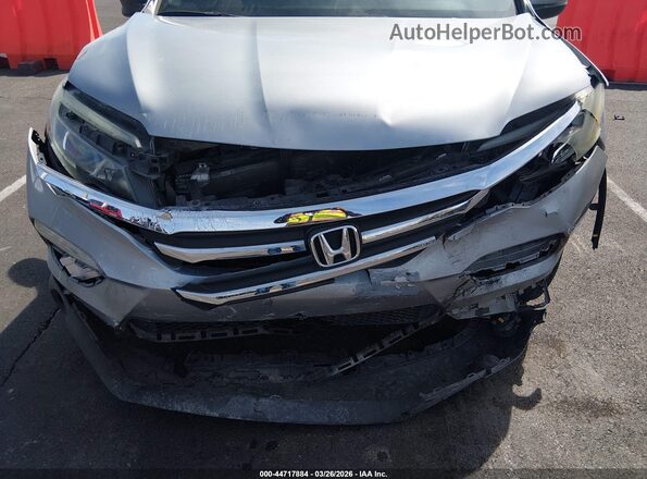 5FNYF5H38JB009240 2018 HONDA PILOT Silver Vista frontal