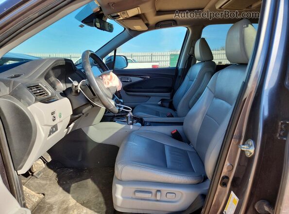 5FNYF5H65KB041784 2019 HONDA PILOT Gray 