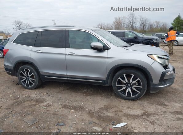 5FNYF6H04KB053071 2019 HONDA PILOT Silver Вид задньої частини салону
