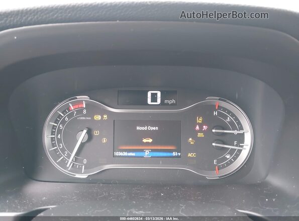 5FNYF6H07JB001609 2018 HONDA PILOT White Vista de los asientos traseros